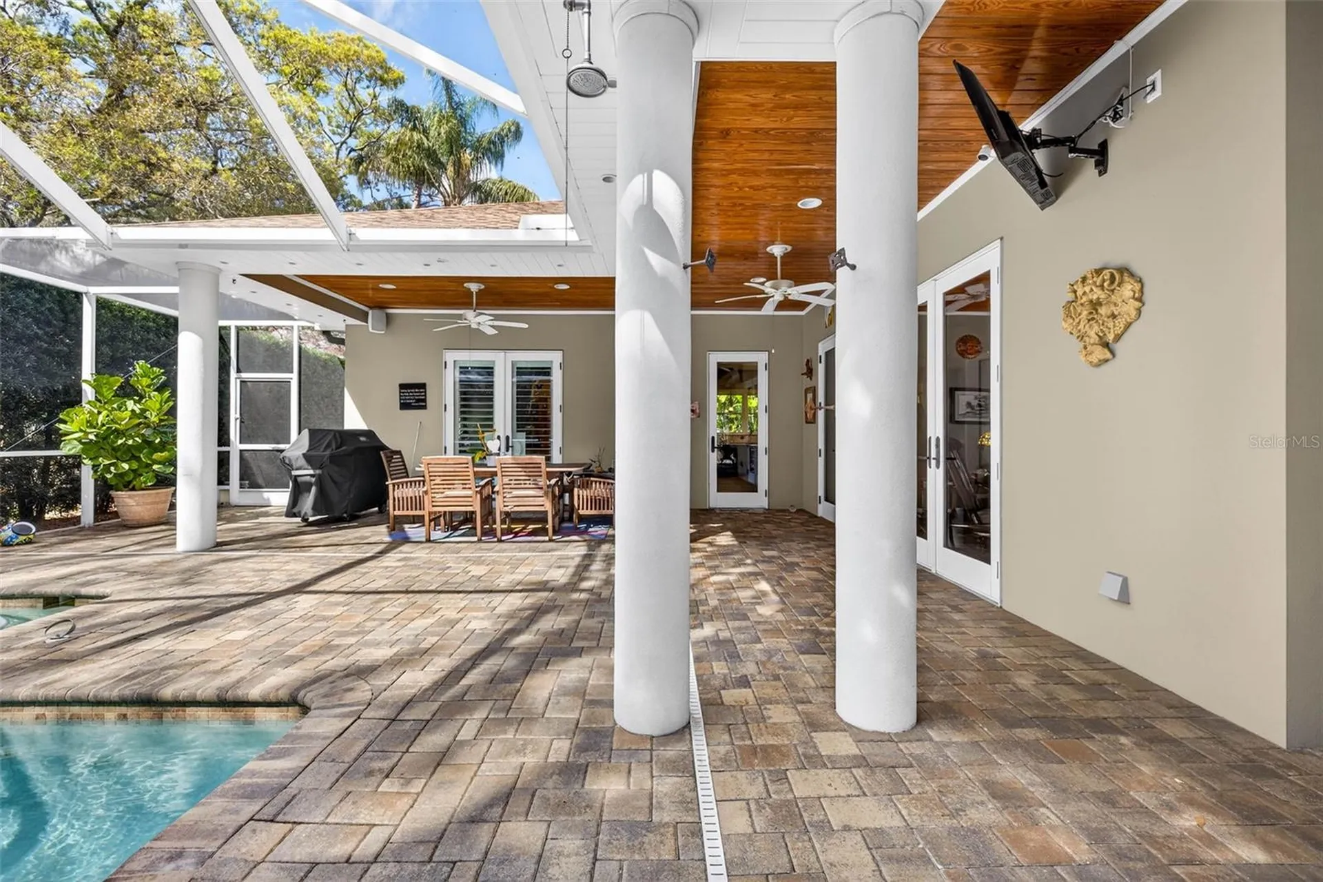 12010 Hardaman Place Tampa FL 33618