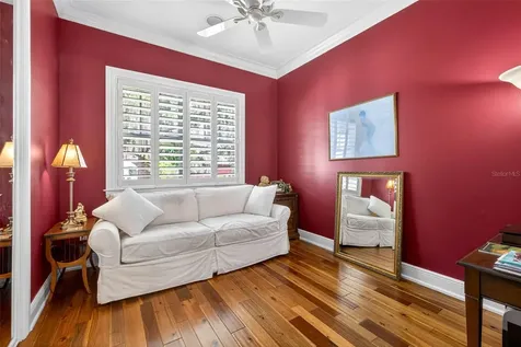 12010 Hardaman Place Tampa FL 33618