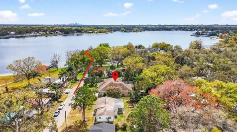 12010 Hardaman Place Tampa FL 33618