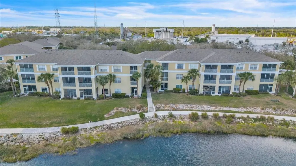 19335 Water Oak Drive Port Charlotte FL 33948