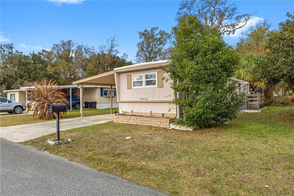 36416 Cordova Circle Zephyrhills FL 33541