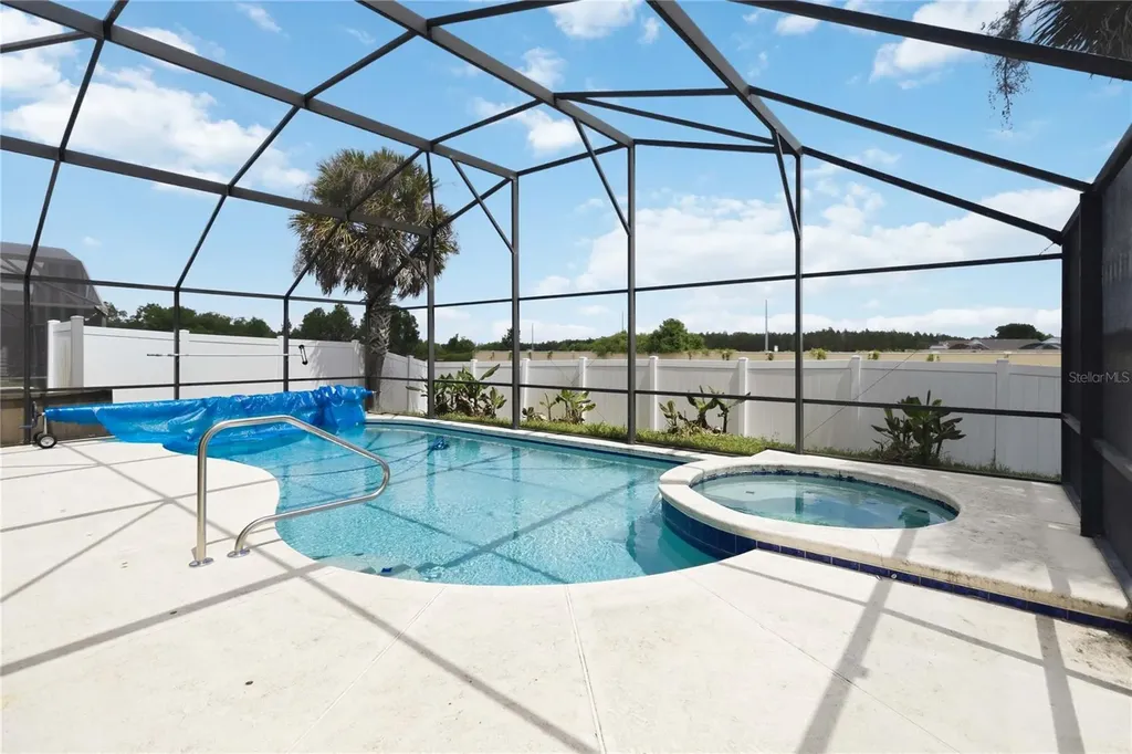 2531 Oneida Loop Kissimmee FL 34747