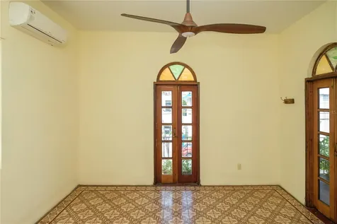 711 Concordia St., Miramar Dev. San Juan PR 00907