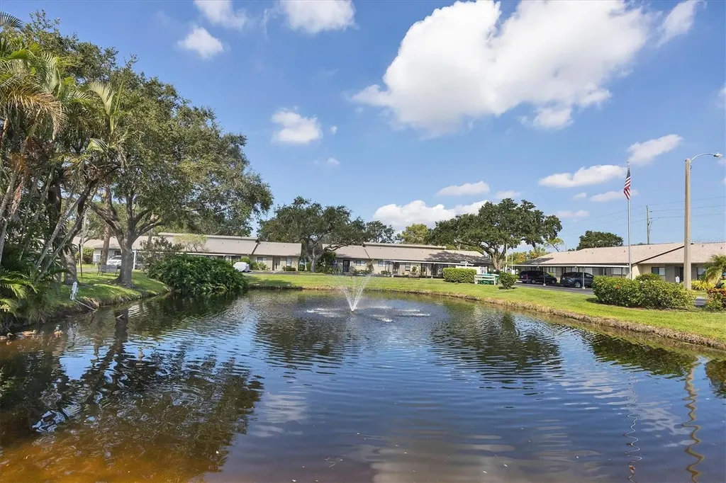 2721 60th Avenue Drive W Bradenton FL 34207