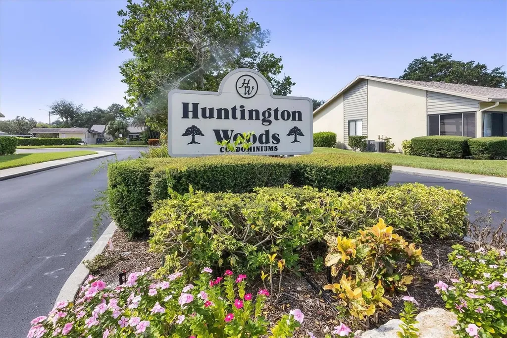 2721 60th Avenue Drive W Bradenton FL 34207