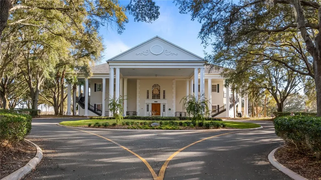 4517 Eaglewood Drive Leesburg FL 34748