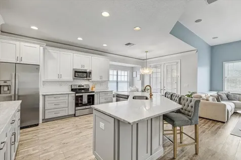 7204 S Saint Patrick Street Tampa FL 33616