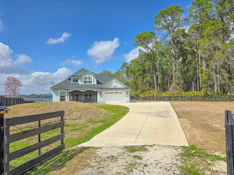 108 Maple Terrace Florahome FL 32140