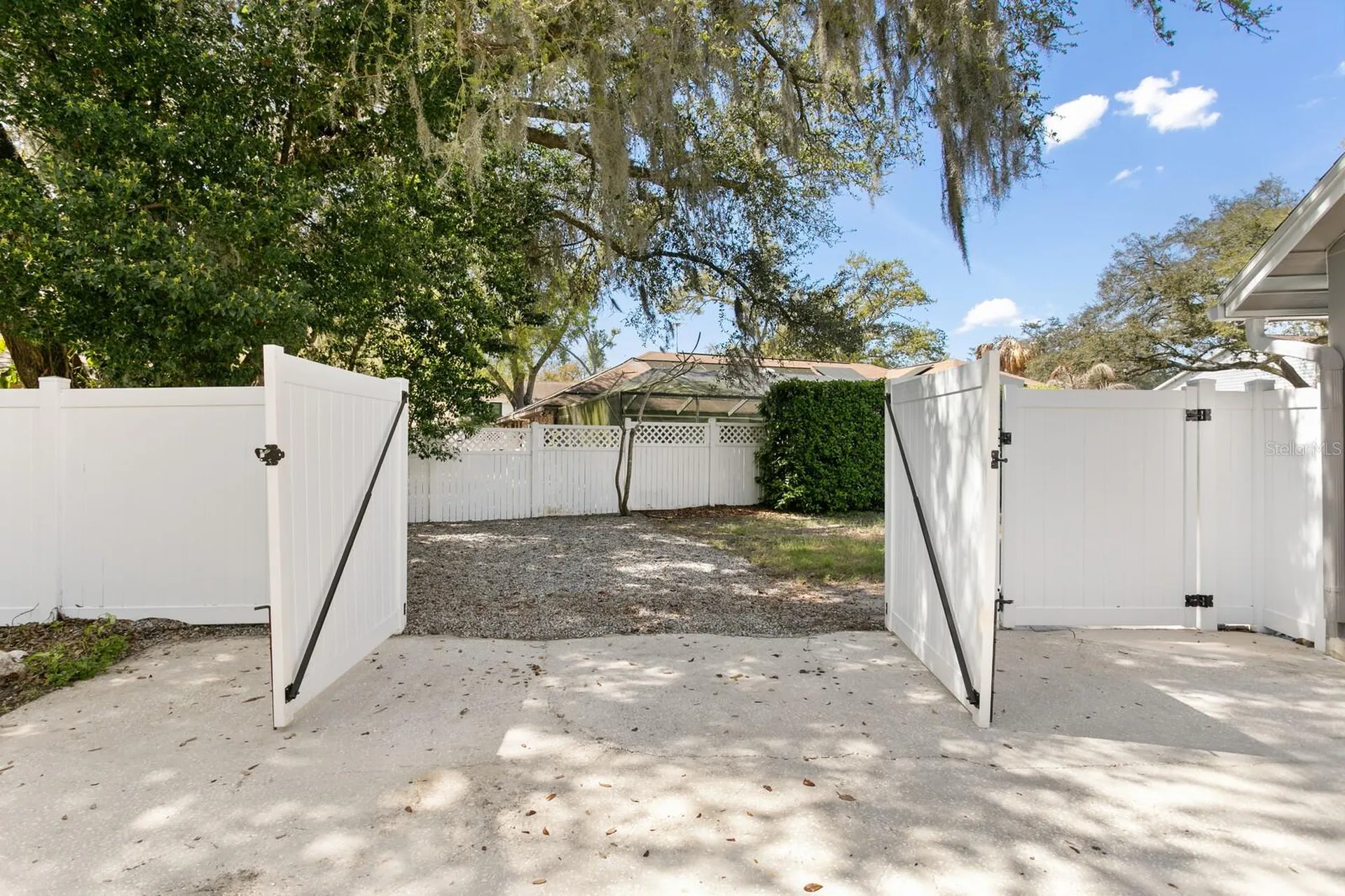 6404 Josephine Arbor Place Temple Terrace FL 33617