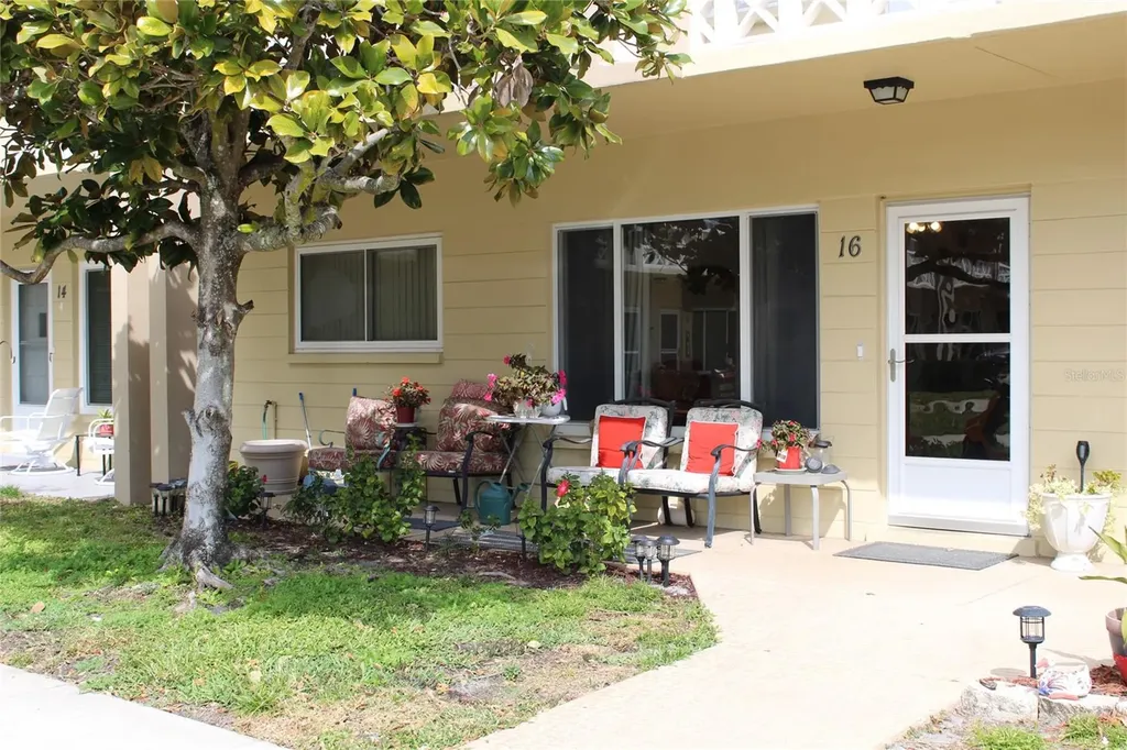 2360 Irish Lane Clearwater FL 33763