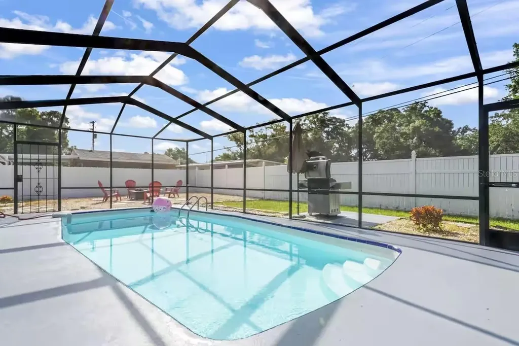 4803 Wishart Boulevard Tampa FL 33603