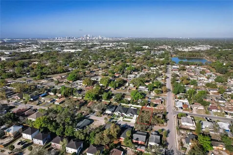 3222 N 48th Street Tampa FL 33605