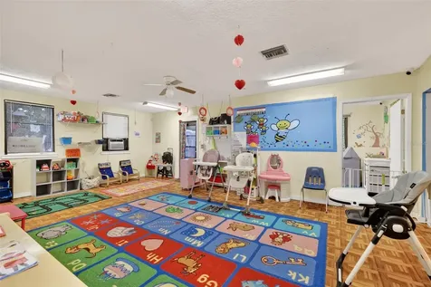 4075 N Highway 19a Mount Dora FL 32757