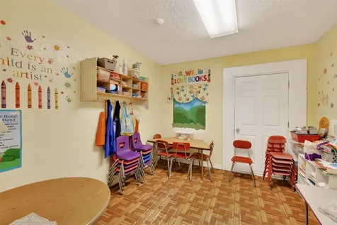 4075 N Highway 19a Mount Dora FL 32757
