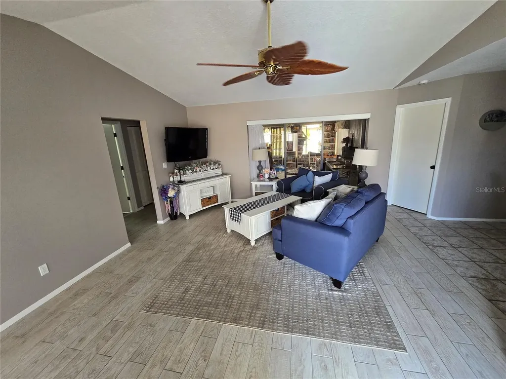 10075 Bentley Avenue Englewood FL 34224