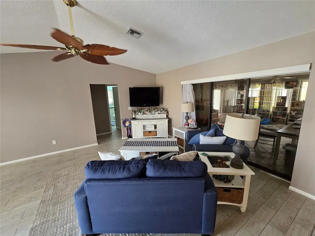 10075 Bentley Avenue Englewood FL 34224