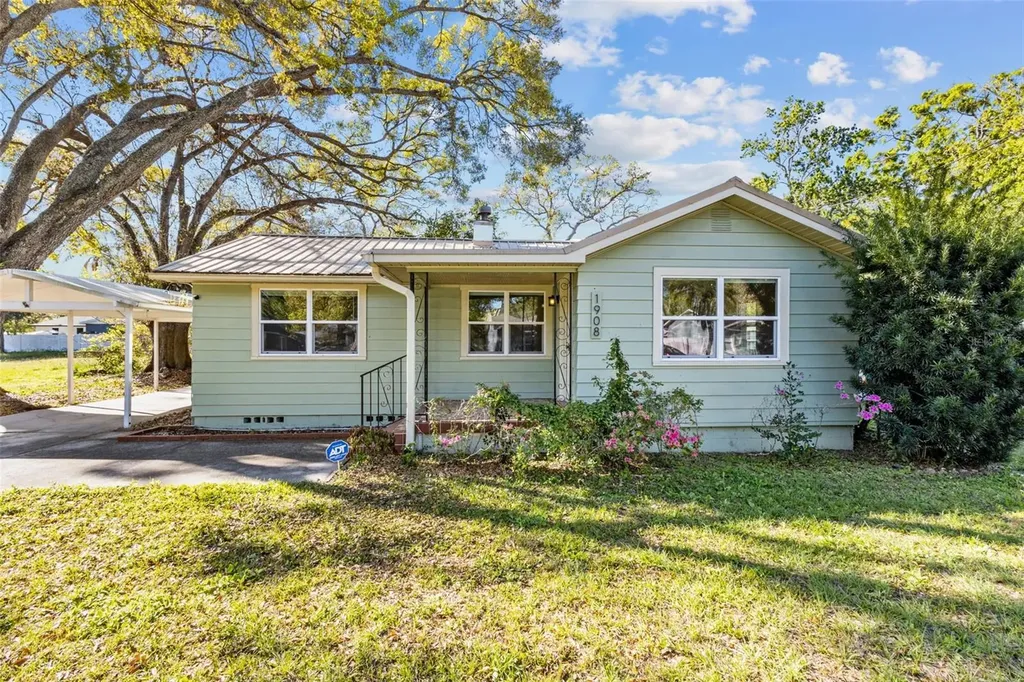 1908 W Fern Street Tampa FL 33604