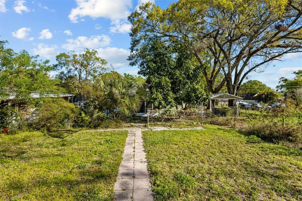 1908 W Fern Street Tampa FL 33604