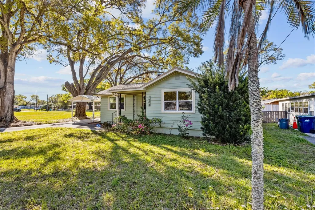 1908 W Fern Street Tampa FL 33604
