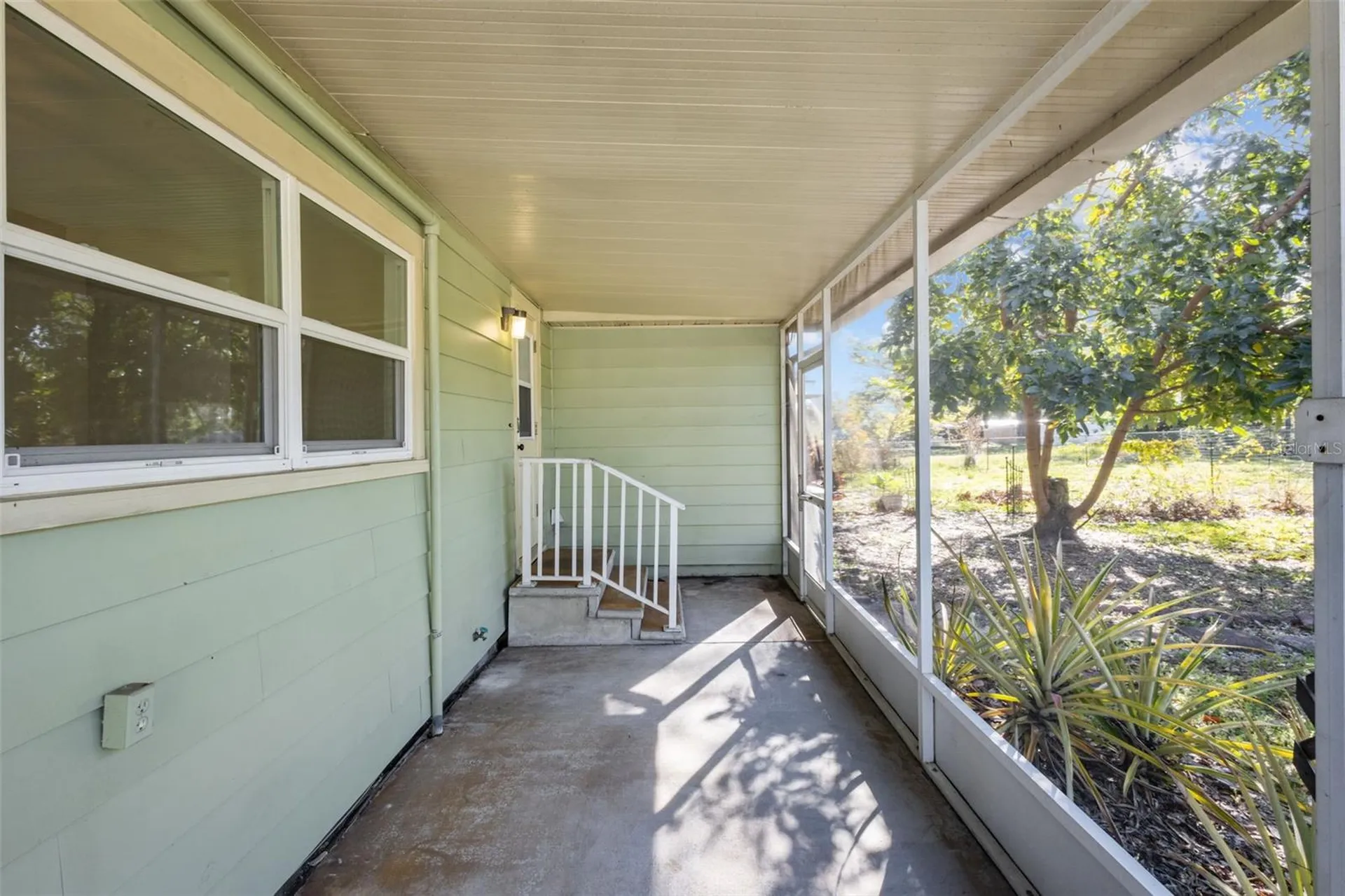 1908 W Fern Street Tampa FL 33604