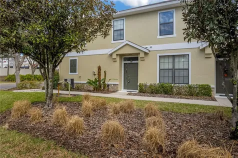 16505 Kingletridge Avenue Lithia FL 33547