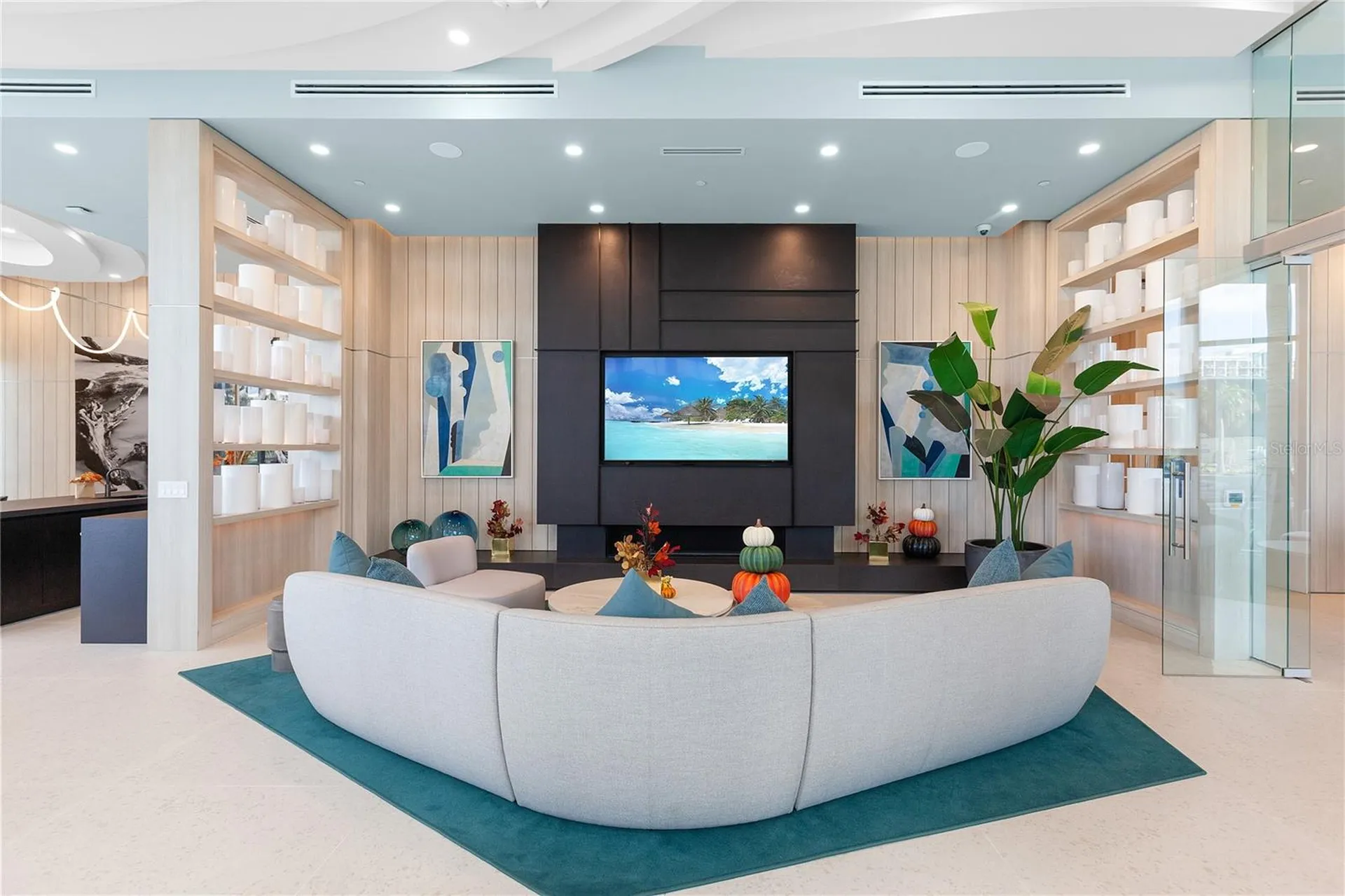 301 Quay Commons Sarasota FL 34236