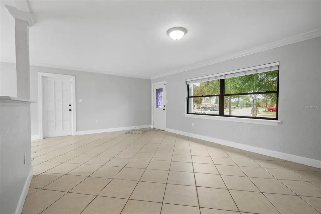 1614 Maureen Avenue Ocoee FL 34761