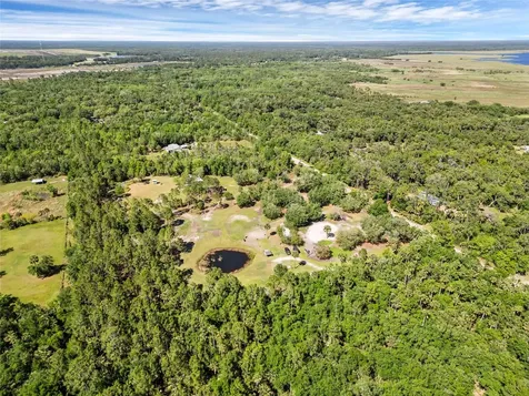2321 Waccassa Street Geneva FL 32732