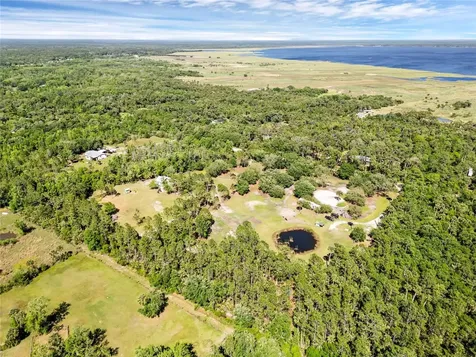 2321 Waccassa Street Geneva FL 32732