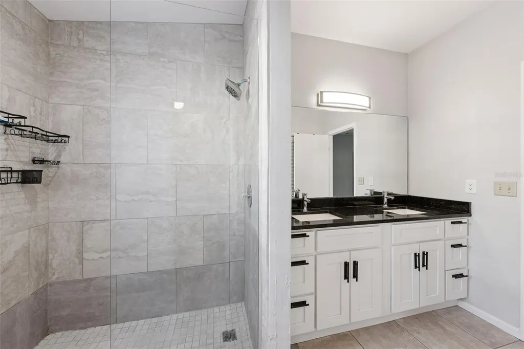 3861 Bentford Court Orlando FL 32817