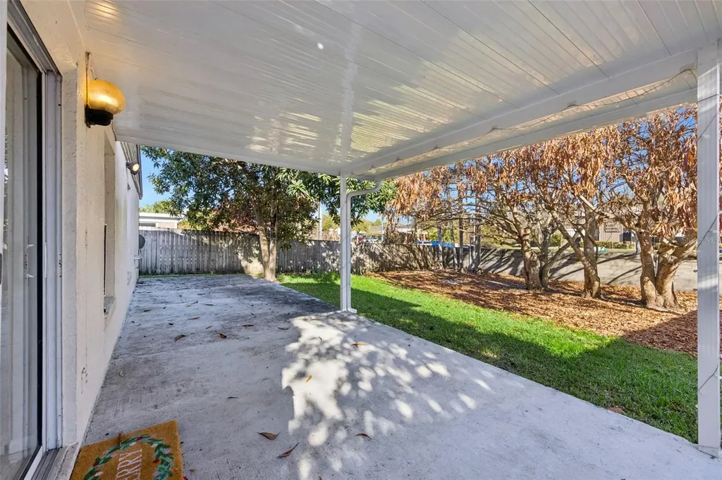 3861 Bentford Court Orlando FL 32817
