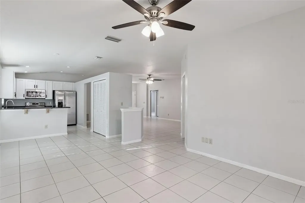 3861 Bentford Court Orlando FL 32817
