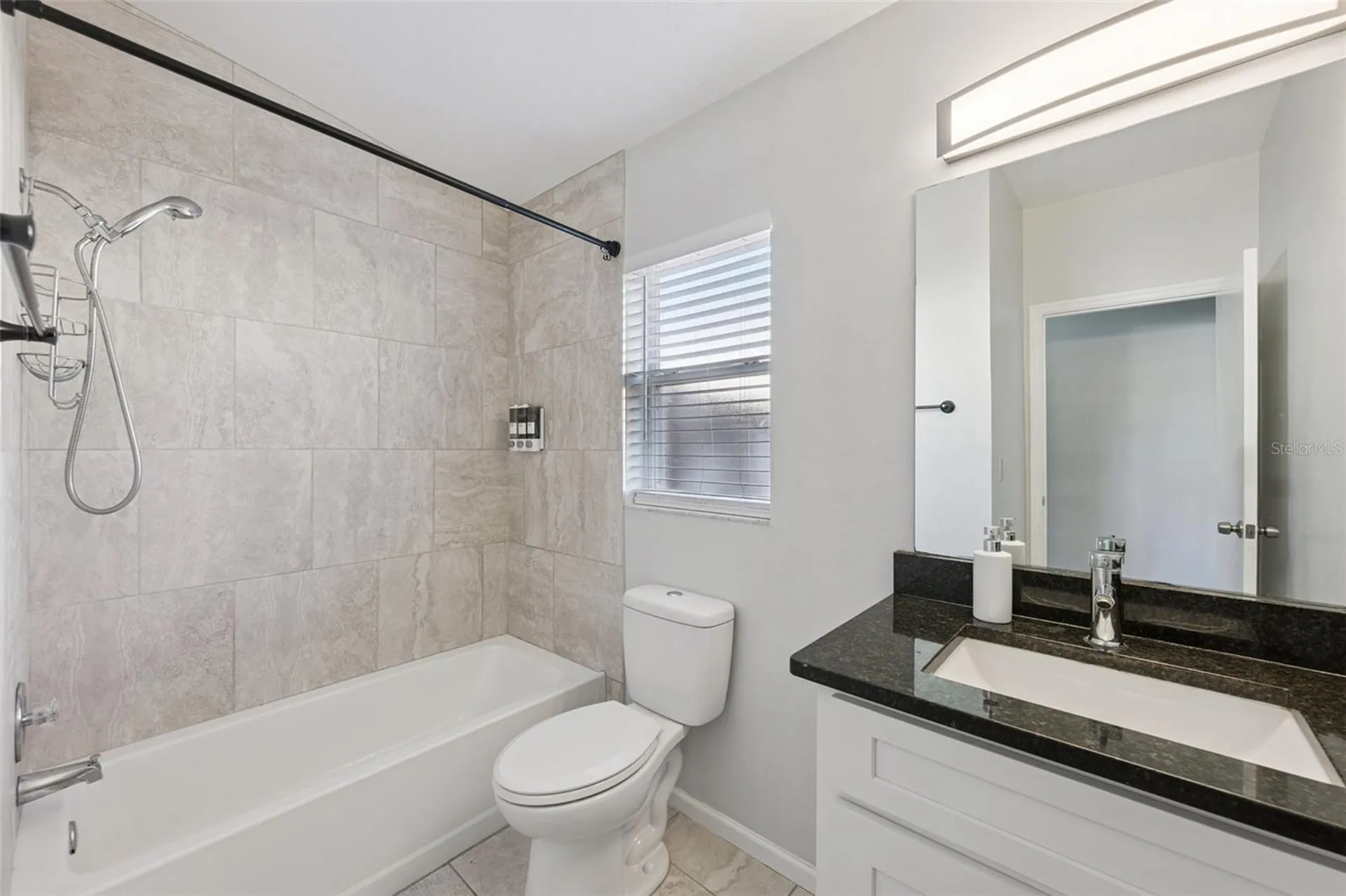 3861 Bentford Court Orlando FL 32817