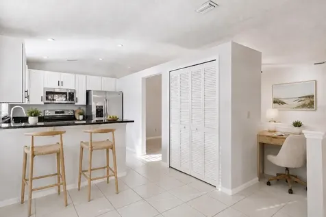 3861 Bentford Court Orlando FL 32817
