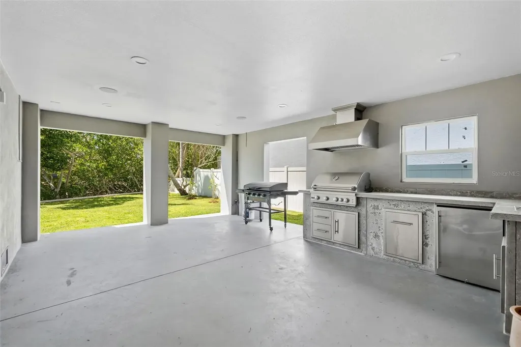 1811 Bayou Grande Boulevard NE St Petersburg FL 33703