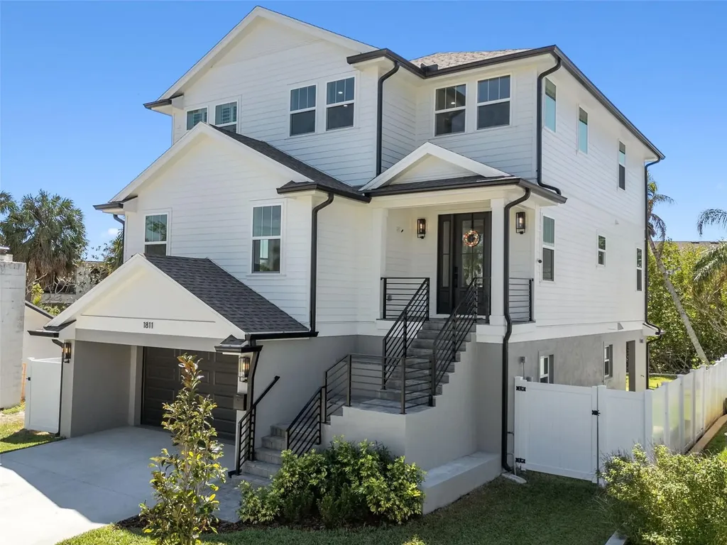 1811 Bayou Grande Boulevard NE St Petersburg FL 33703