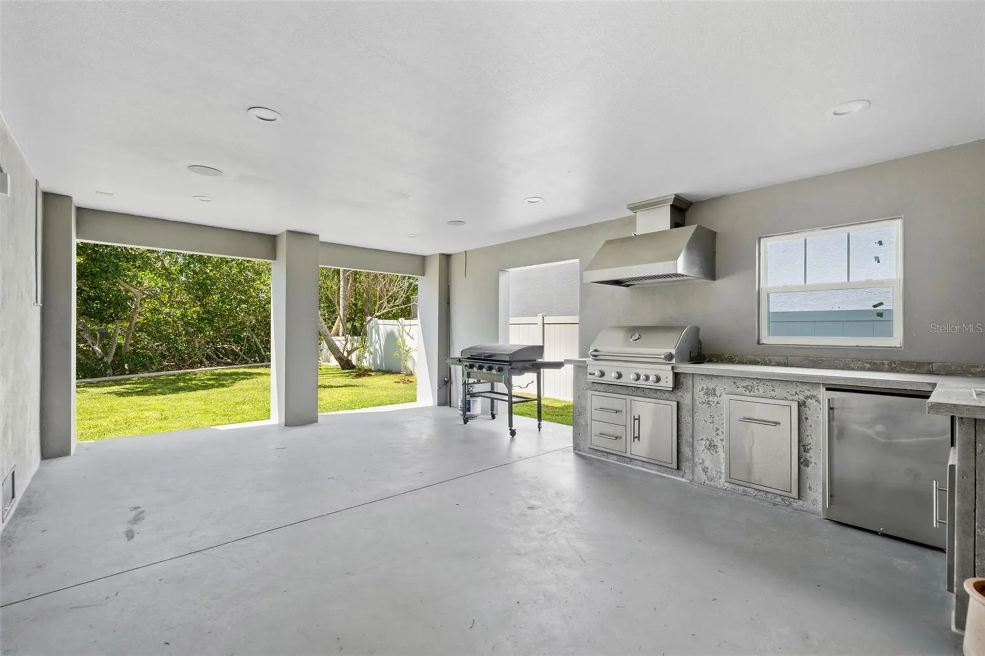 1811 Bayou Grande Boulevard NE St Petersburg FL 33703