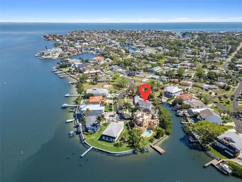 1811 Bayou Grande Boulevard NE St Petersburg FL 33703