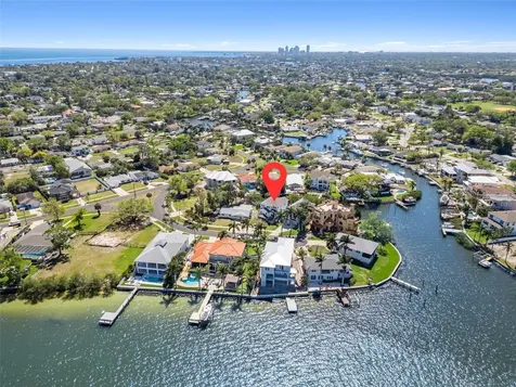 1811 Bayou Grande Boulevard NE St Petersburg FL 33703