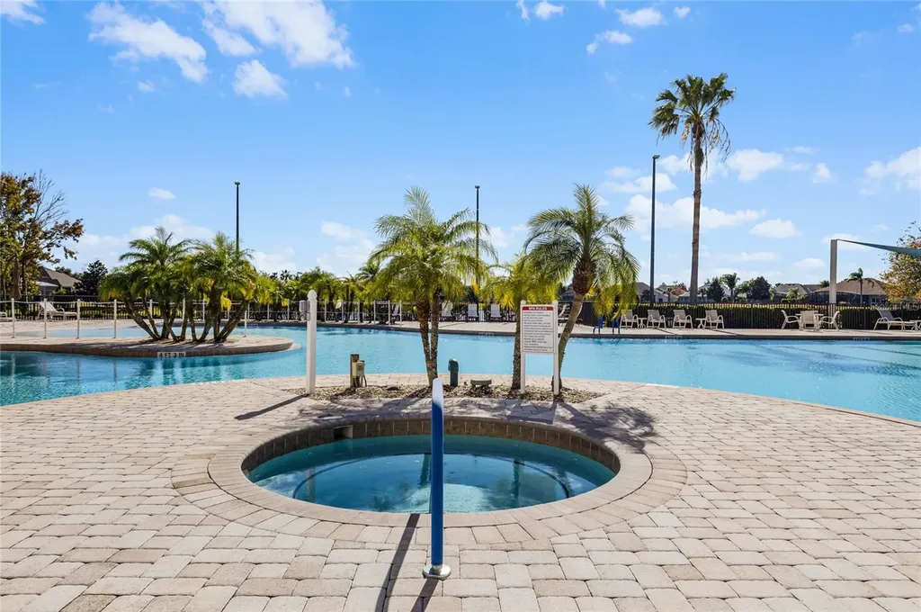 3961 Kennebunk Loop Mount Dora FL 32757