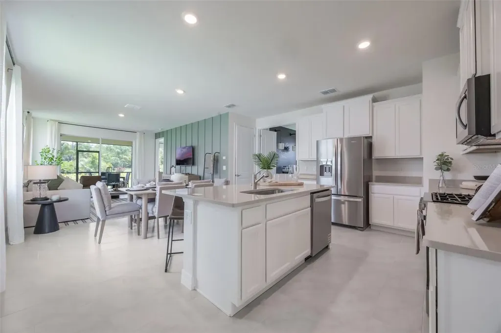 3961 Kennebunk Loop Mount Dora FL 32757