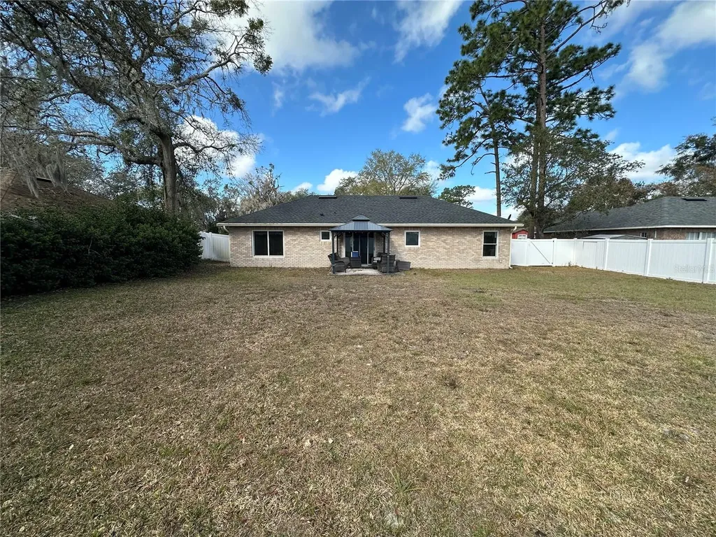 1592 Langan Avenue Deltona FL 32738