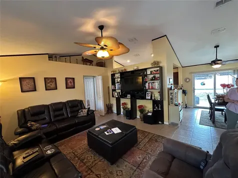 1592 Langan Avenue Deltona FL 32738