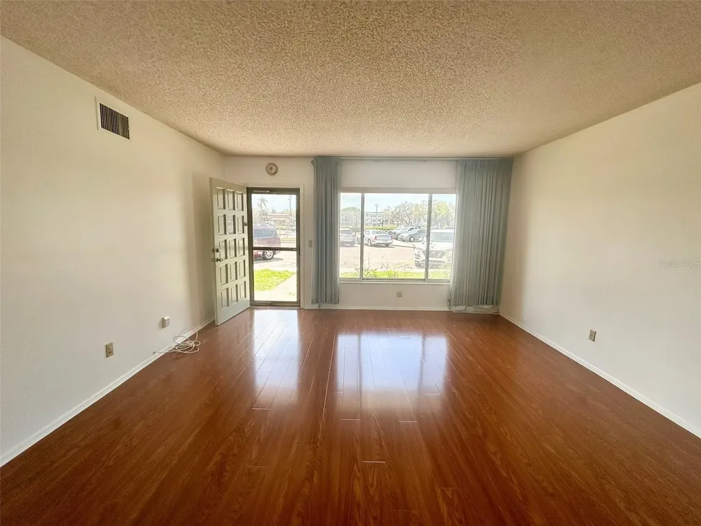 2400 Columbia Drive Clearwater FL 33763