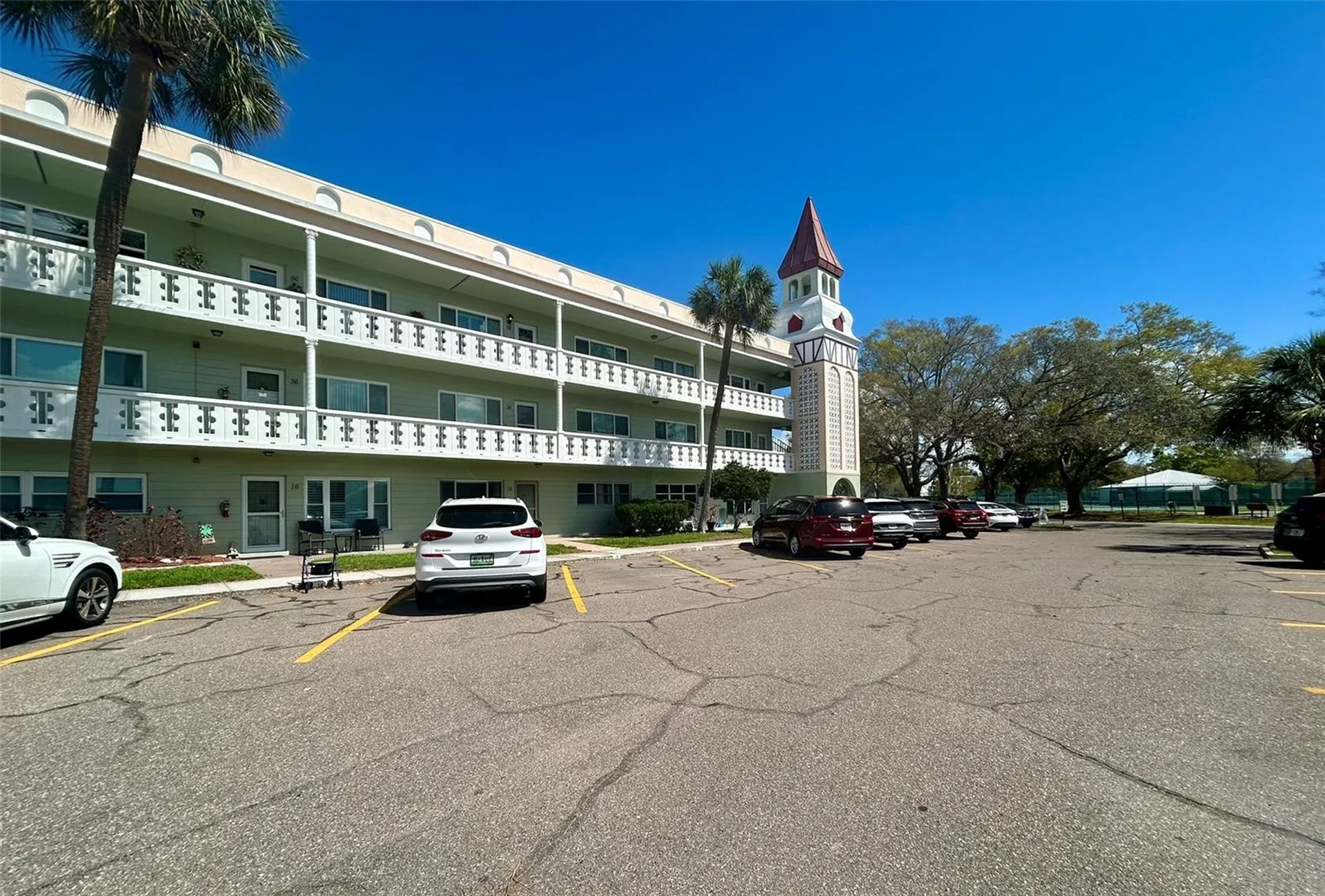 2400 Columbia Drive Clearwater FL 33763