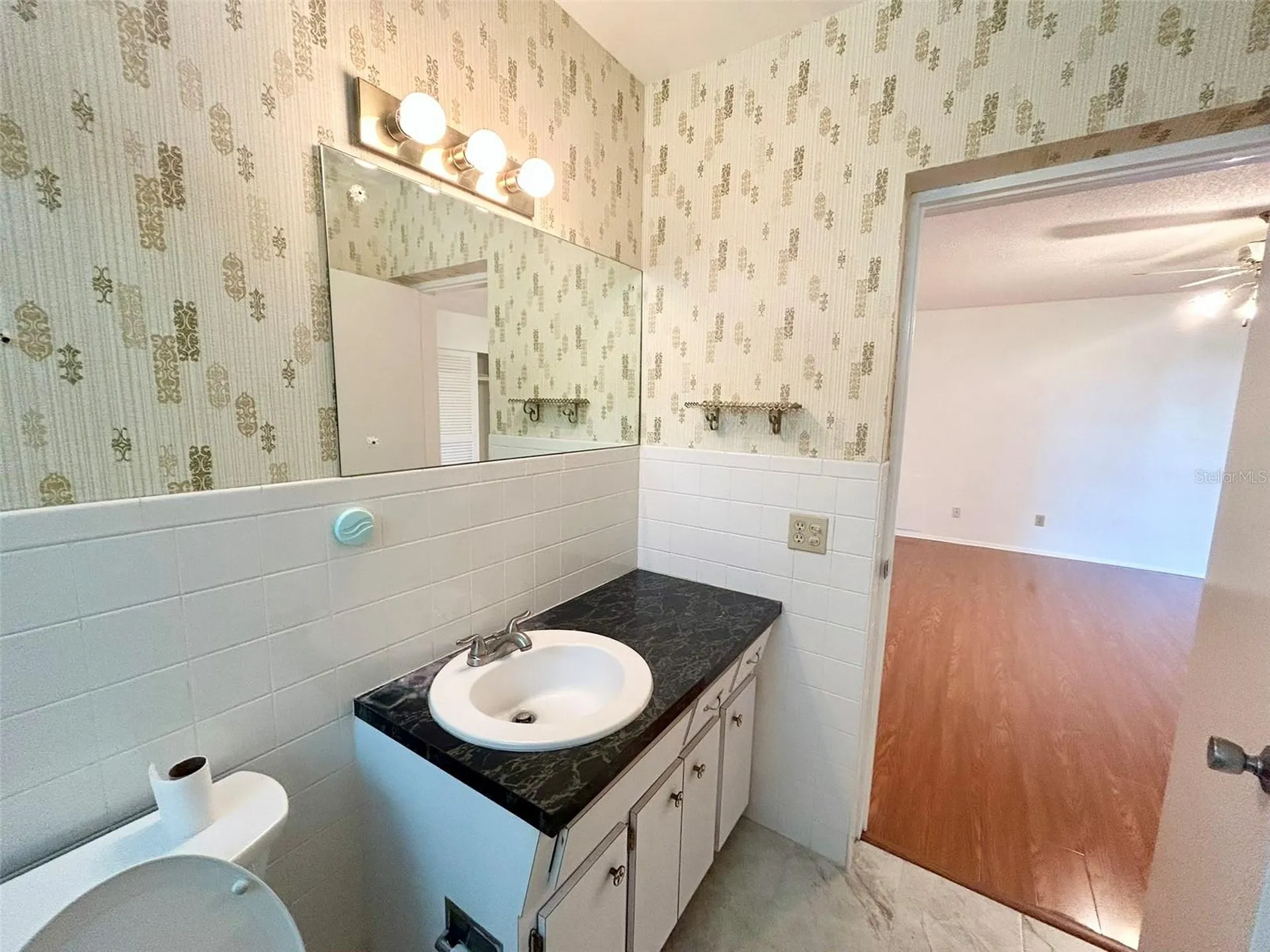 2400 Columbia Drive Clearwater FL 33763