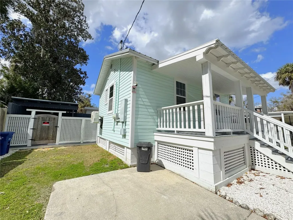 222 NE 1st Avenue Crystal River FL 34429