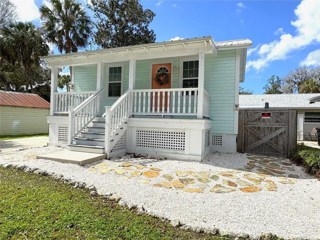 222 NE 1st Avenue Crystal River FL 34429