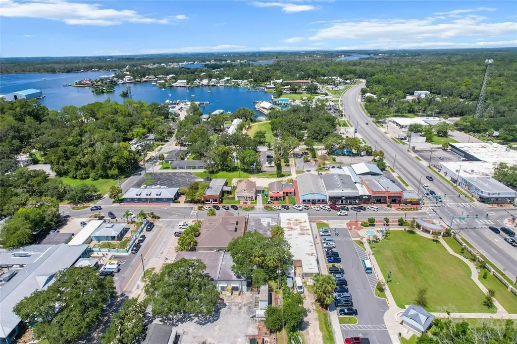 222 NE 1st Avenue Crystal River FL 34429