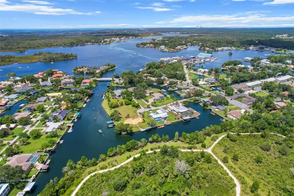 222 NE 1st Avenue Crystal River FL 34429